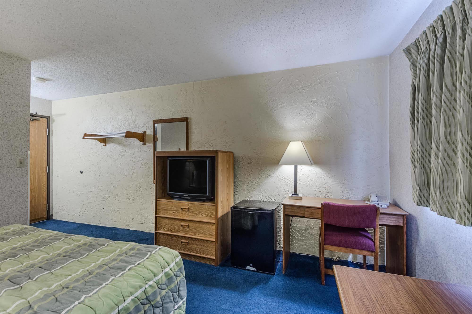 Rodeway Inn Cascade Eksteriør billede